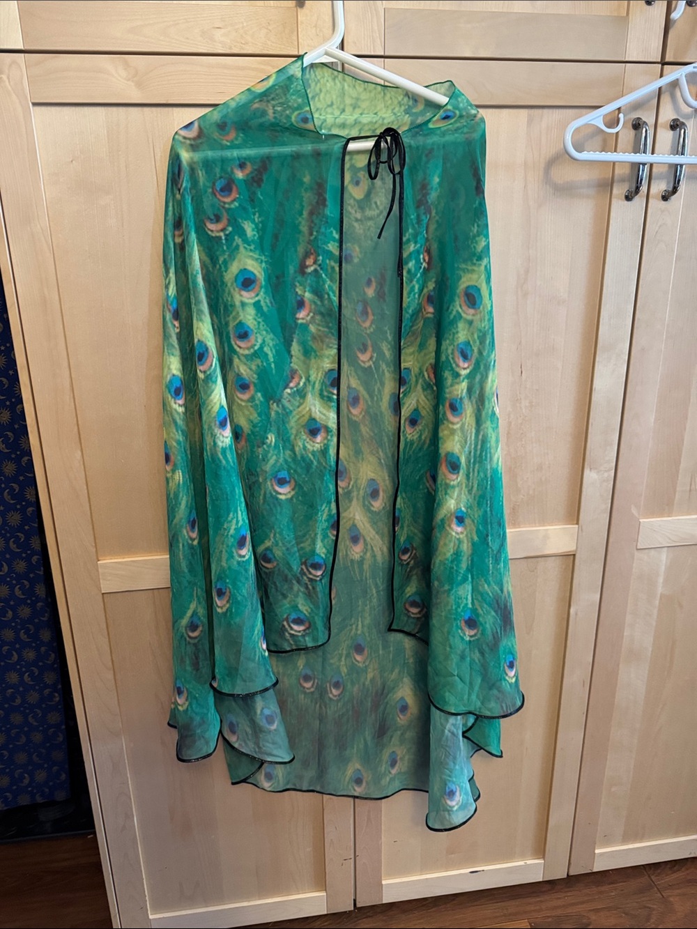 Peacock Print Green Flowing Women's cape